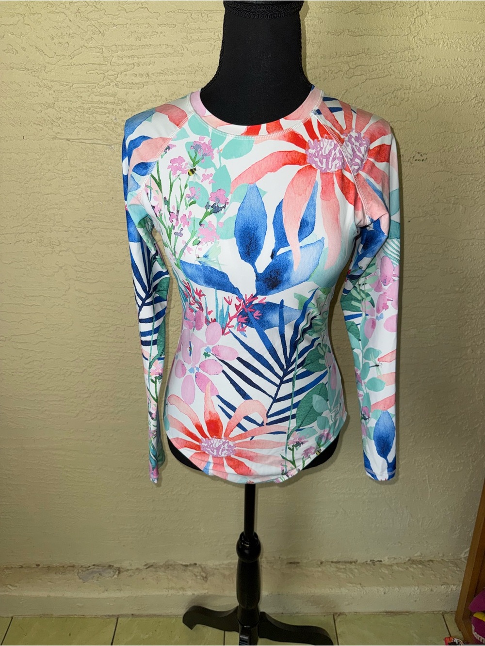 AXESEA Floral Rash Guard Swim Top UPF Surf Beach Tropical Size 8 - Picture 3 of 9